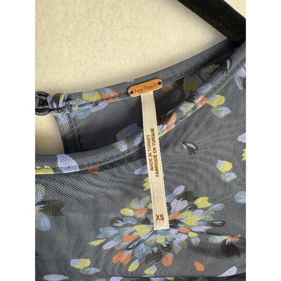 Free People Briella Floral Ruched Midi Dress in Navy Combo Sz XS - Picture 4 of 6